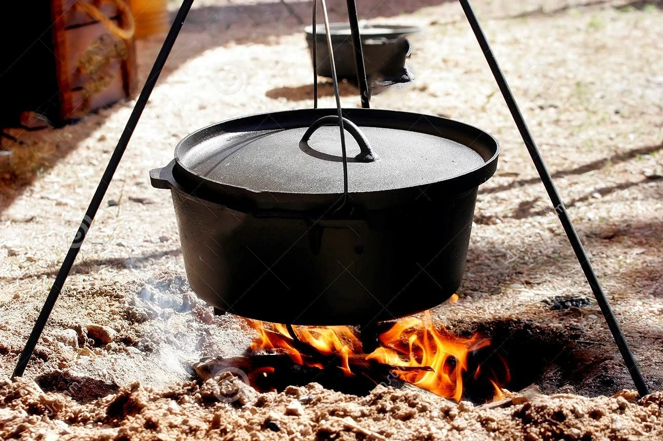 standard dutch oven size