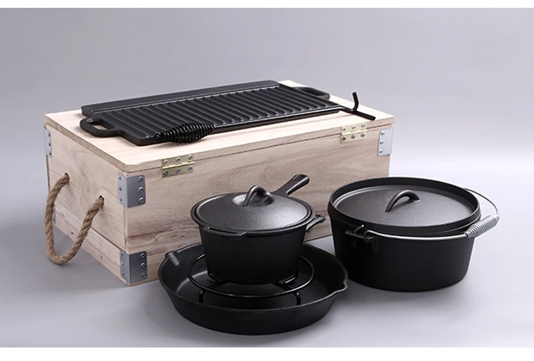 dutch pots and pans