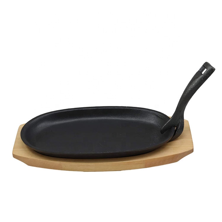 Cast iron cookware set barbecue grill plate sizzling pan with wooden base for outdoor garden camping