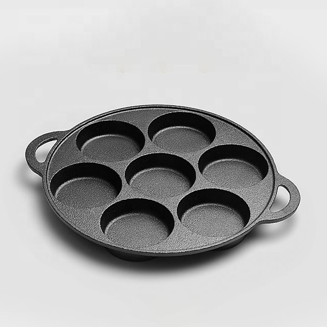 CAST IRON FRIED EGG PAN BISCUIT MUFFINS AND SCONES CAKE PAN WITH 7 HOLES